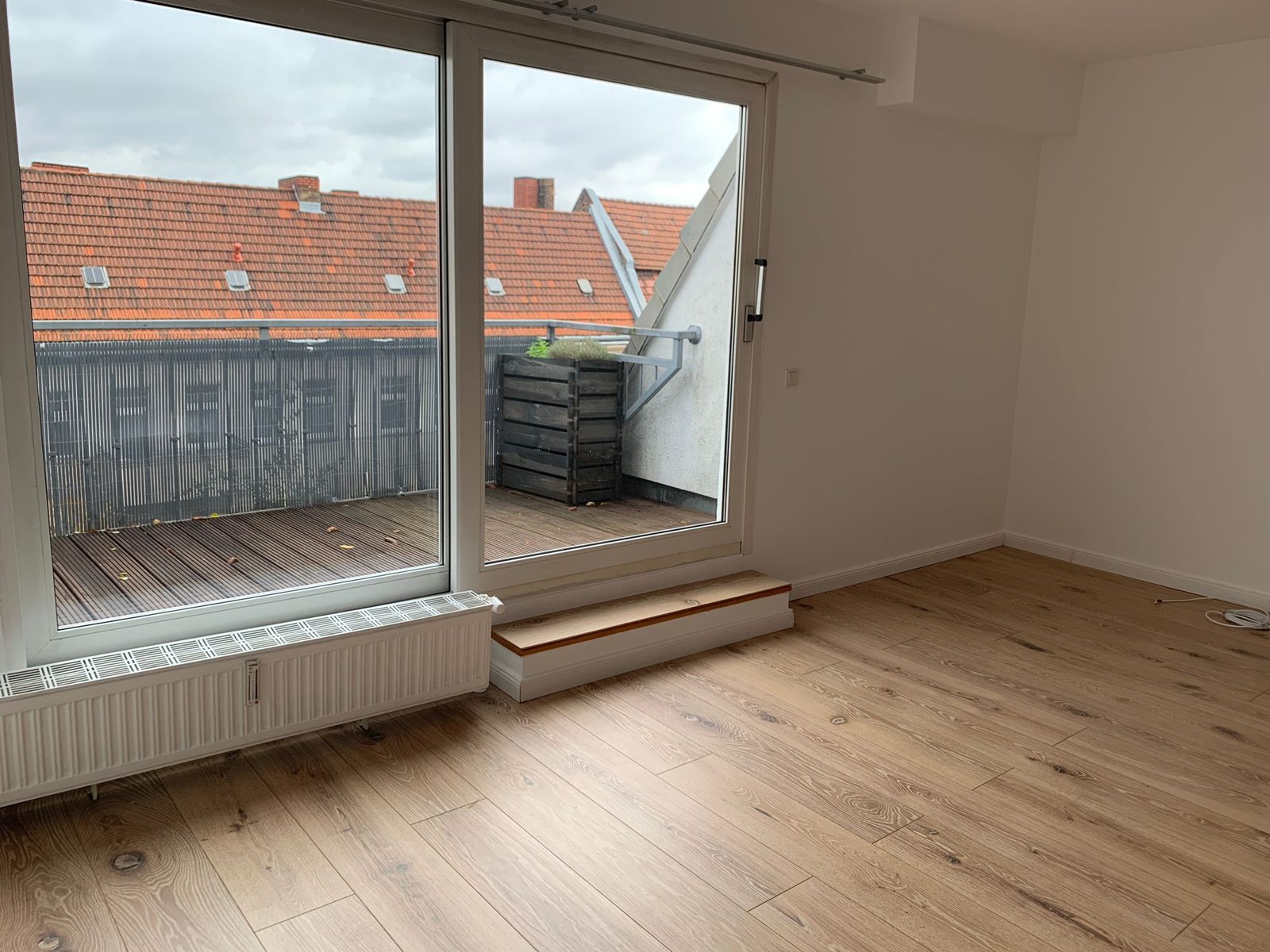 3-Zimmer-Dachwohnung mit Dachterrasse, Lütticher Straße 7, Berlin-Wedding